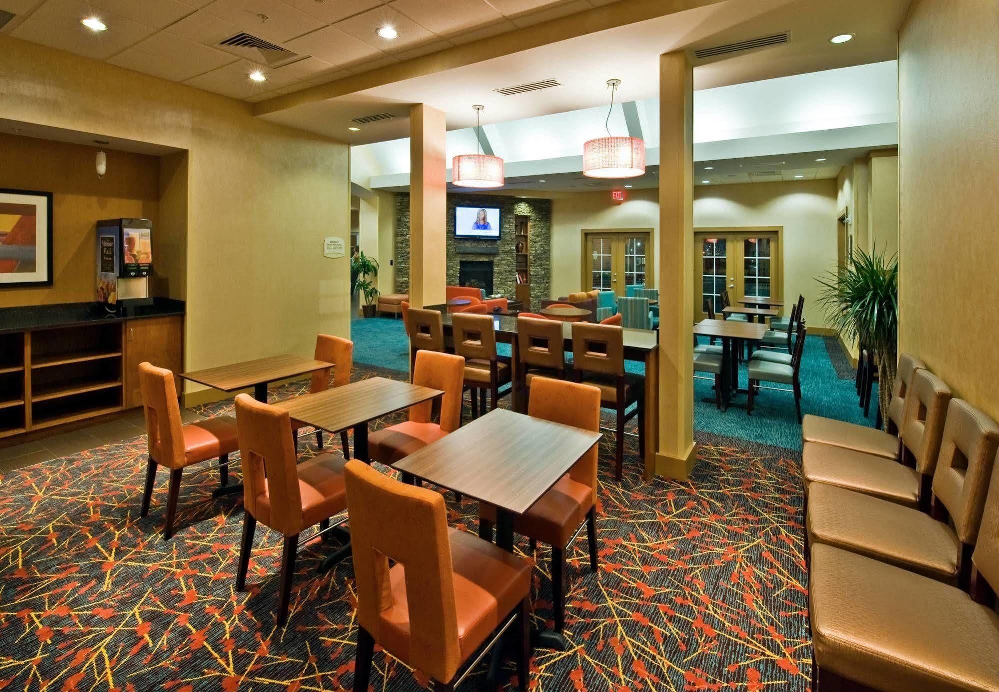 Residence Inn By Marriott Hattiesburg Restoran gambar